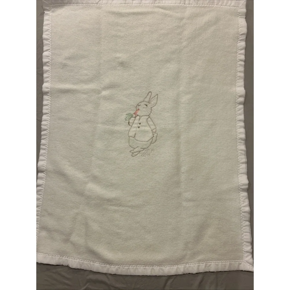 Vintage Quiltex Beatrix Potter Peter Rabbit Embroidered Satin Edge‎ Baby Blanket